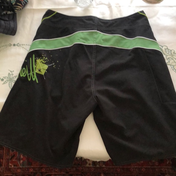 Men’s O’Neill Swim Trunks - Picture 3 of 3